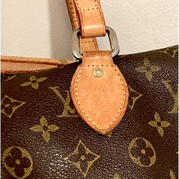 LOUIS VUITTON Monogram Canvas Palermo PM Bag - Picture 7 of 14